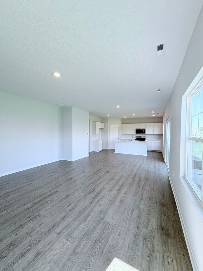 Building Photo - New Build 4-bedroom, 2.5-bath, Pet Friendl...