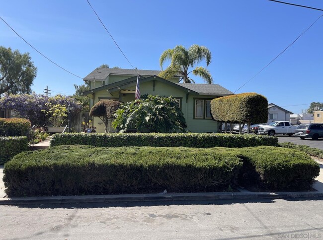 Primary Photo - 270 Madrona St