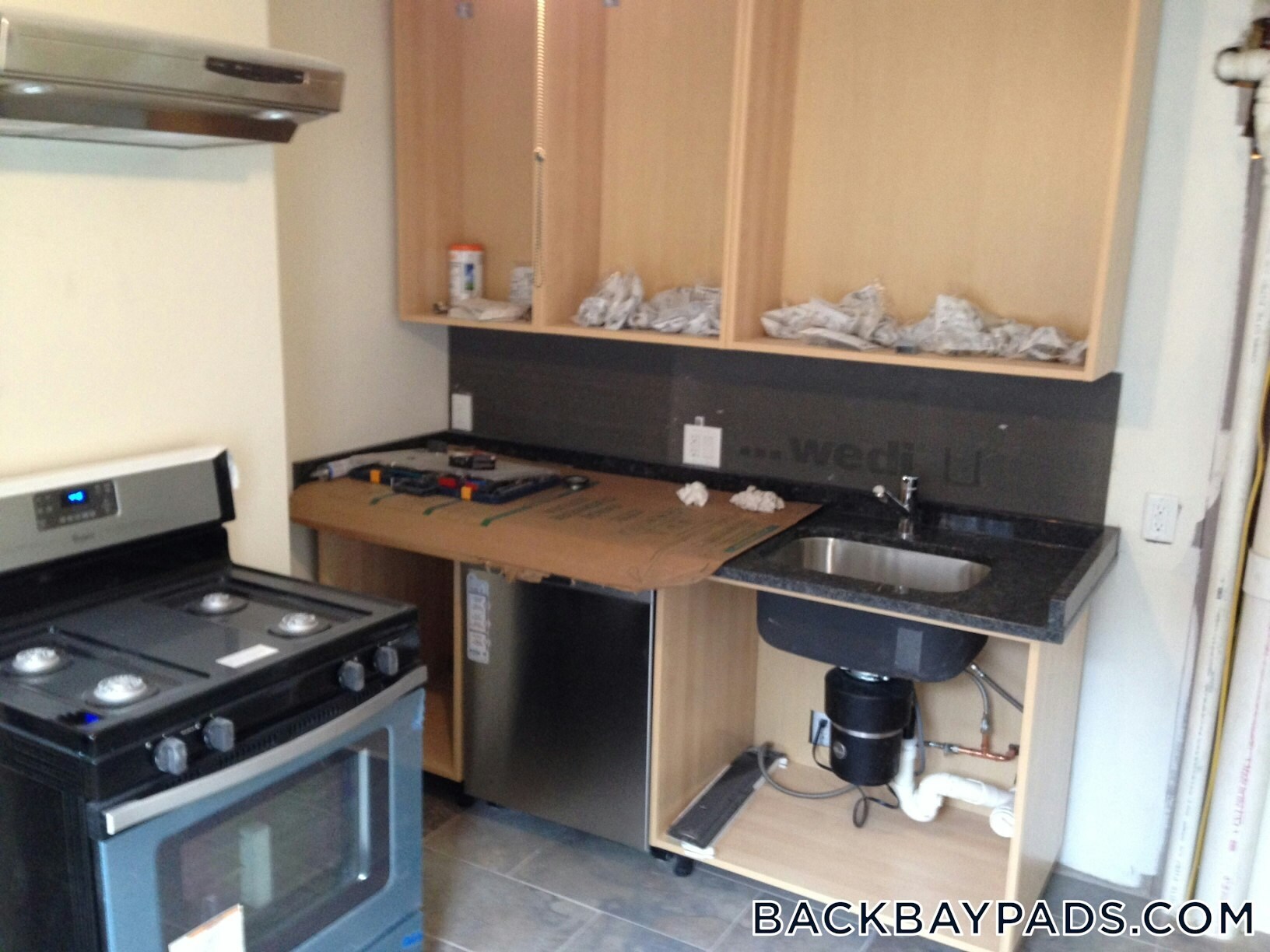 Building Photo - 49 St Germain St