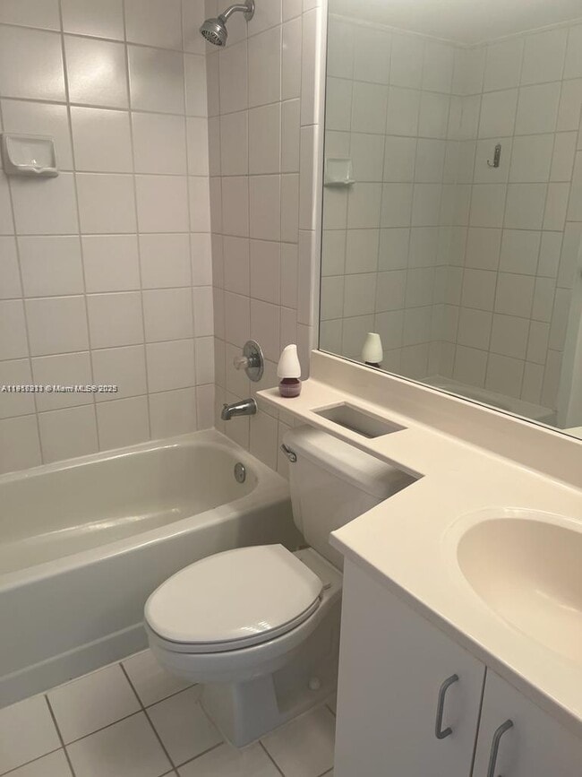 Building Photo - 3300 NE 192 St