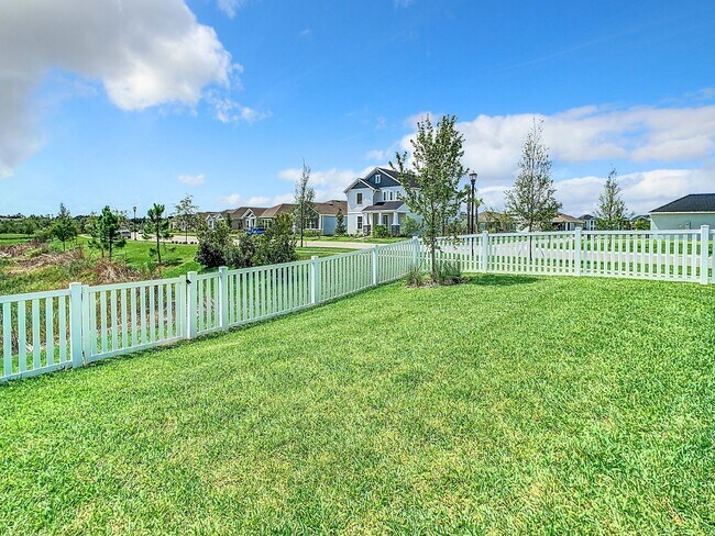 Building Photo - Wesley Chapel, Florida Executive home