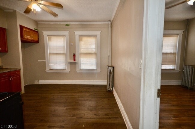 Building Photo - 899 S 18th St