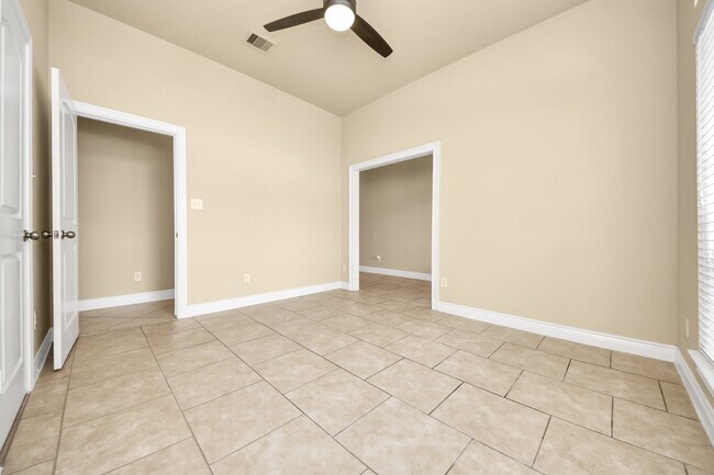 Building Photo - 5315 Troutline Ln