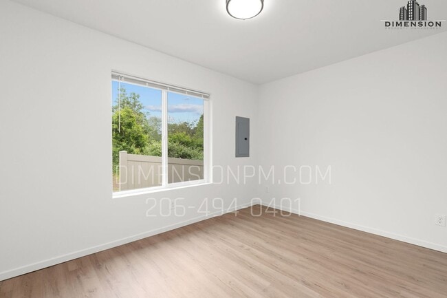 Building Photo - 3602 E T St