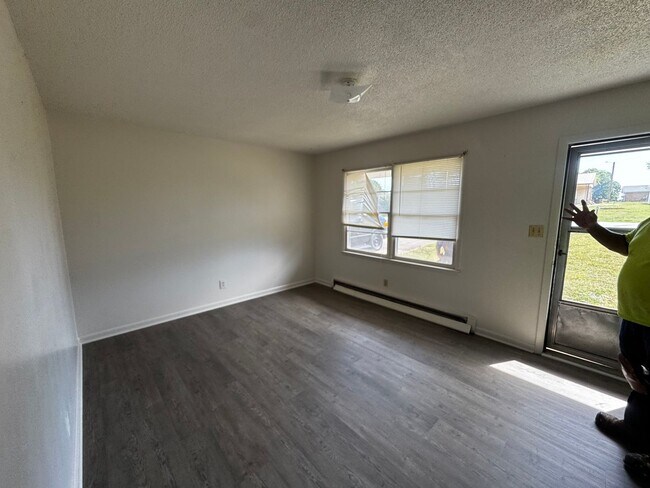 Building Photo - 3/1 House in Kingstown, NC (Shelby)