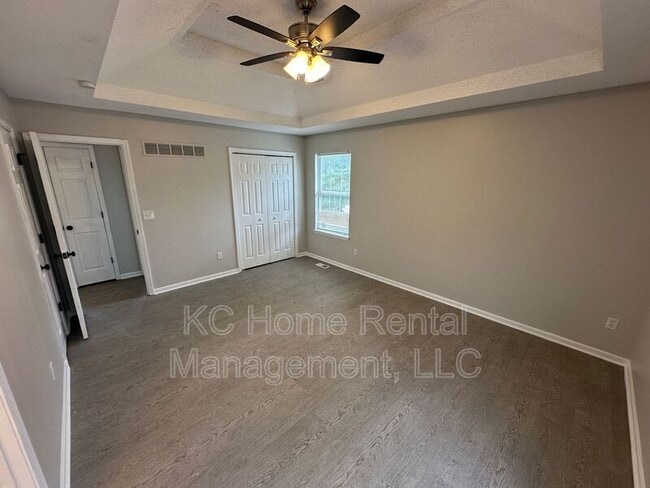 Building Photo - 1400 Cypress Dr