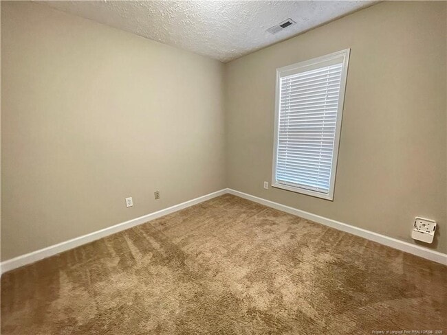 Building Photo - 1465 Avoncroft Dr