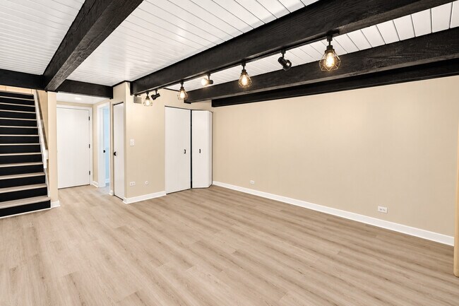 Building Photo - 1755 Rand Rd