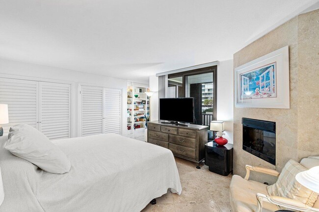 Building Photo - 3610 S Ocean Blvd