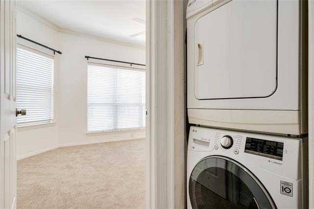 Building Photo - 6303 Richmond Ave