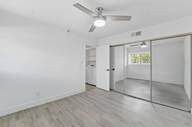 Building Photo - Stunning 2-bedroom, 2-bathroom home in the...