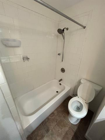 Building Photo - 2113 Via Del Norte