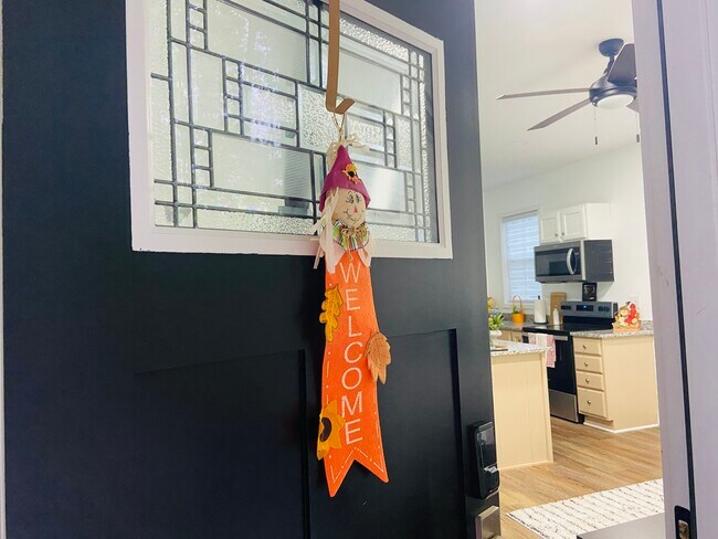 Building Photo - 900 Adams Rd