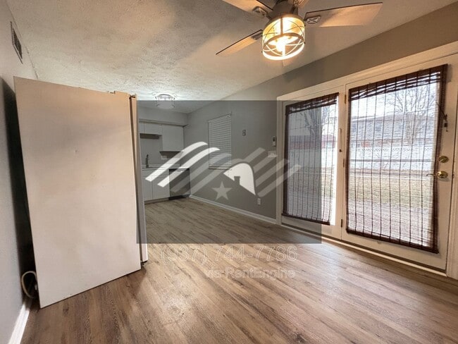 Building Photo - 1173 Navaho Dr