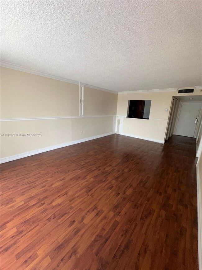 Building Photo - 498 NW 165th St