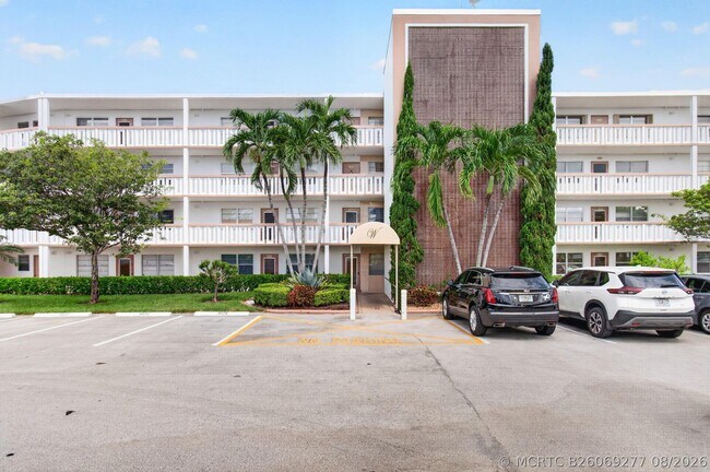 Building Photo - 3030 Wolverton E