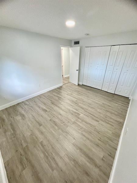 Building Photo - 6601 SW 46th St