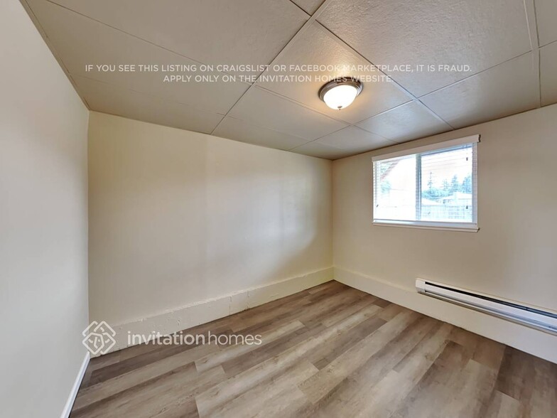 Building Photo - 3601 55th Ave NE