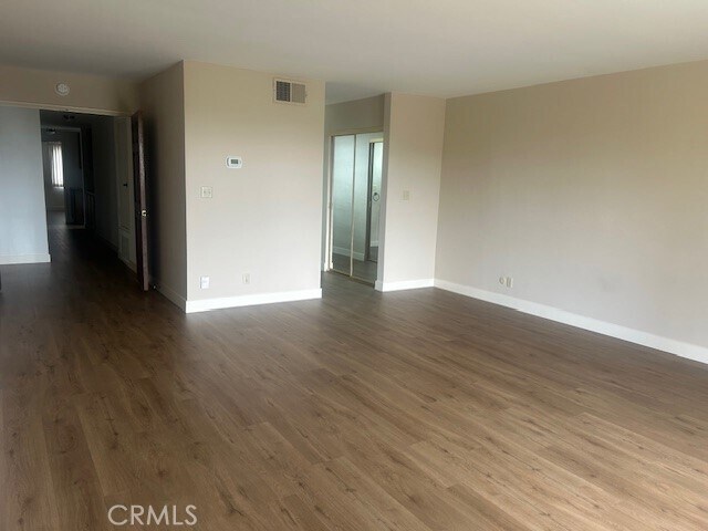 Building Photo - 14676 Deervale Pl