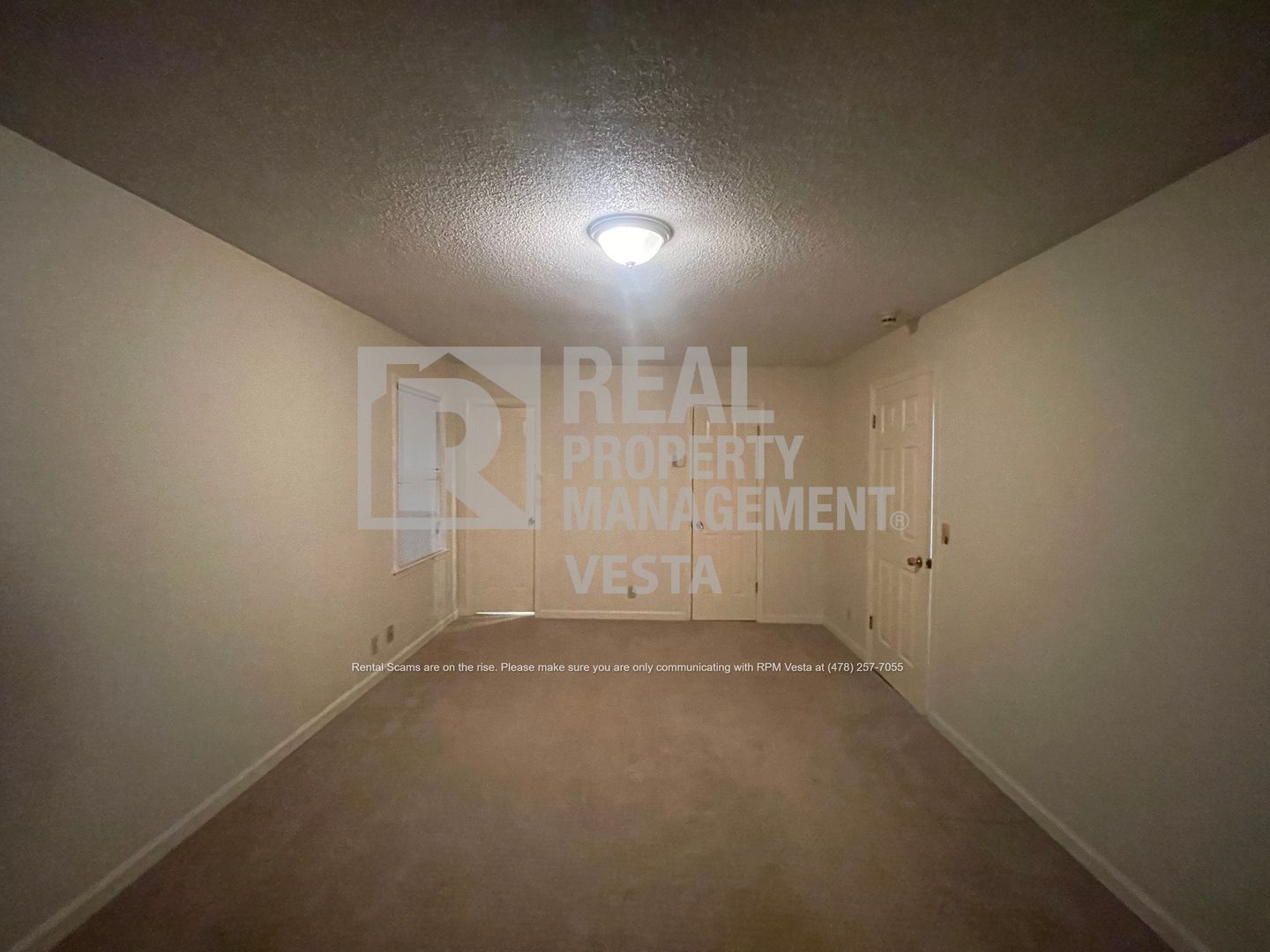 Building Photo - 553 Beauregard Dr