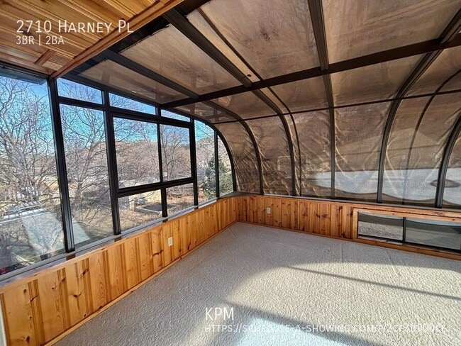 Building Photo - 2710 Harney Pl