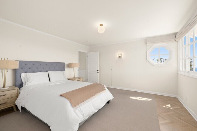 Building Photo - 521 Spoleto Dr