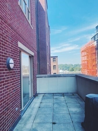 Building Photo - 116 Rantoul St