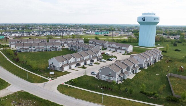 Interior Photo - Village at The Grove Townhomes