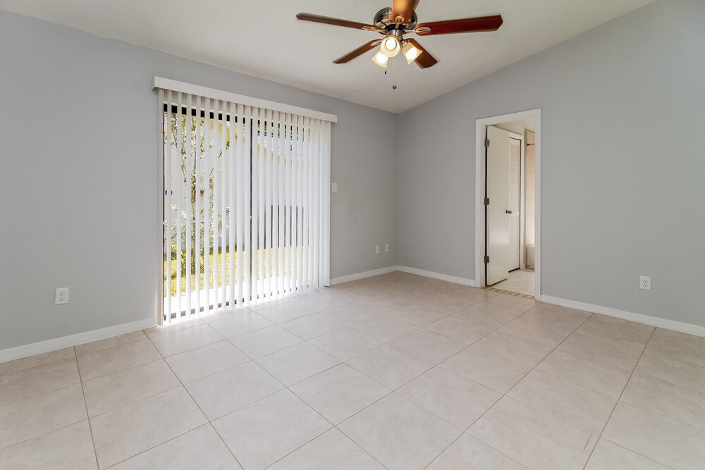Building Photo - 496 Wild Fox Dr