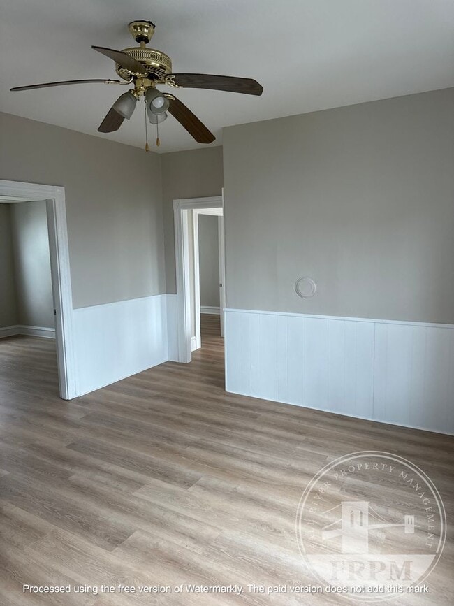 Building Photo - 33 16th St