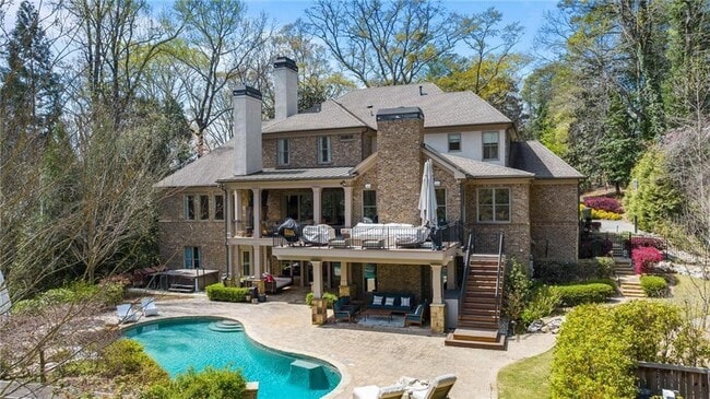 Building Photo - 5265 Peachtree Dunwoody Rd NE