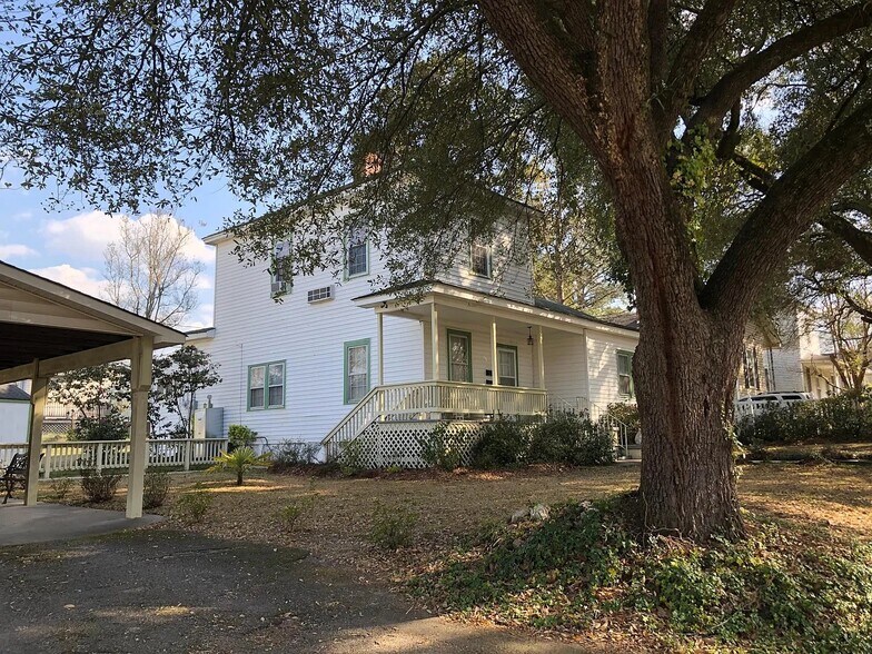 Primary Photo - 730 Maryland St