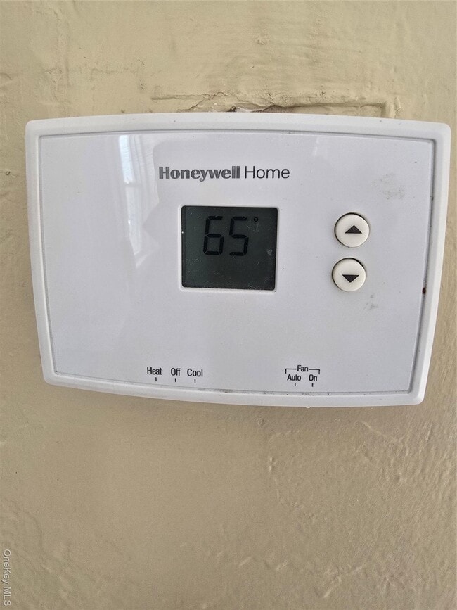 Building Photo - 30 S White St