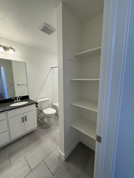 Building Photo - 6462 Purple Orchid Dr