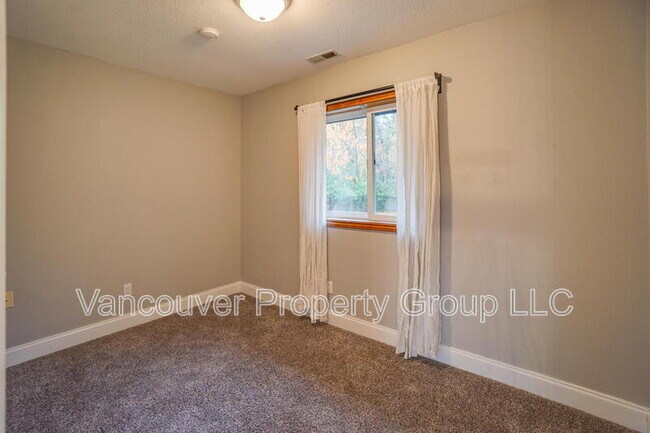 Building Photo - 3407 SE 172nd Ave