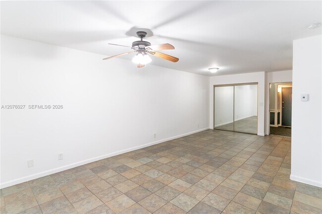 Building Photo - 3101 Oakland Shores Dr