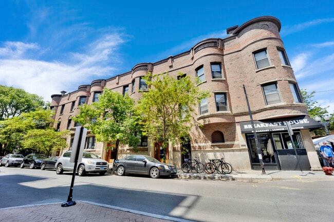 Primary Photo - 1004 W Dakin St