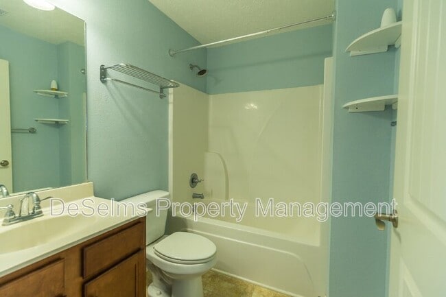 Building Photo - 1536 Passage Dr
