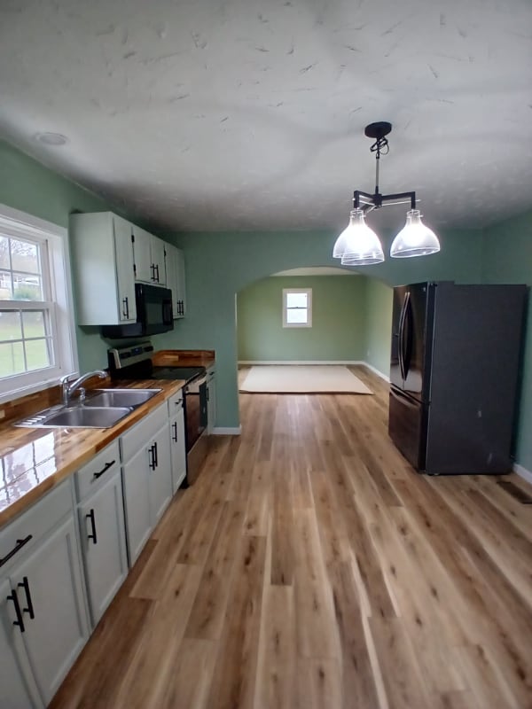 Building Photo - 1967 Old Liberty Hill Rd