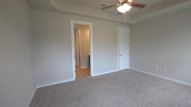 Building Photo - 2125 Bobtail Pass