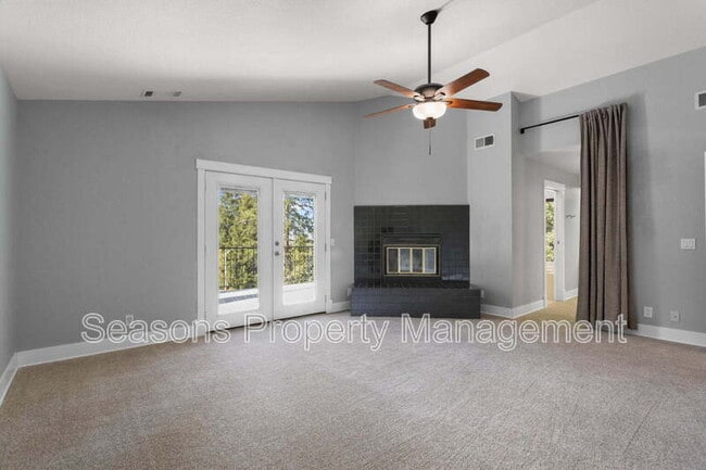 Building Photo - 1688 El Capitan Dr
