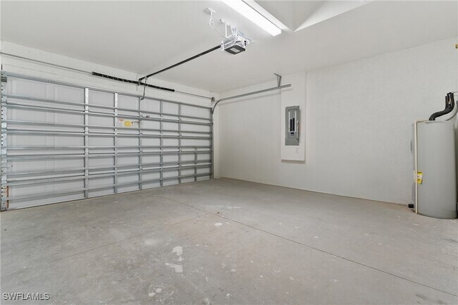 Building Photo - 933 Gleason St