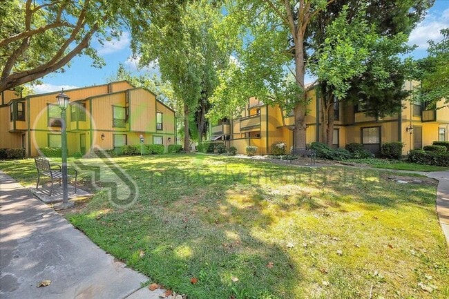 Building Photo - 600 Del Verde Cir