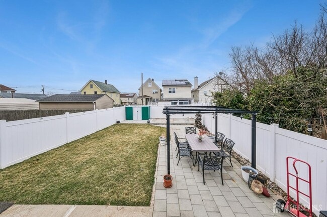 Building Photo - 1 Fitch St