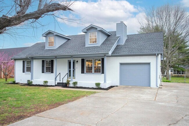 Building Photo - 712 Stewart Valley Dr