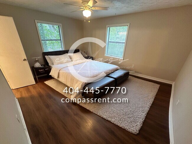Building Photo - 3841 Bentley Dr