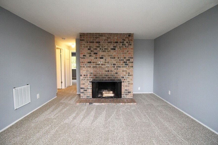 Building Photo - 1118 SE Rhone St