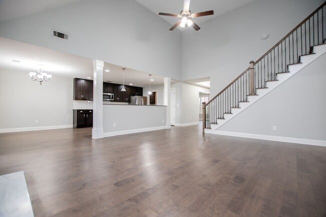 Building Photo - A Home To Grow In To