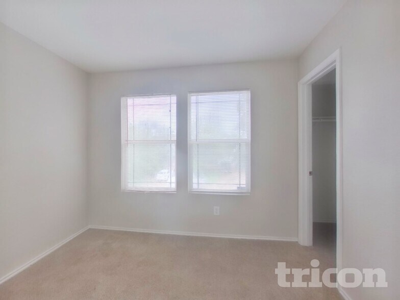 Building Photo - 7822 Galleon Field Ln