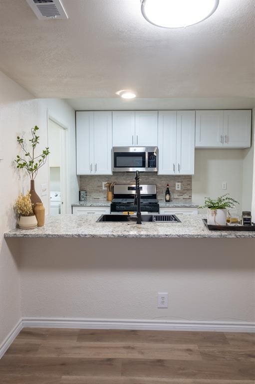 Building Photo - 2401 Bucks Run